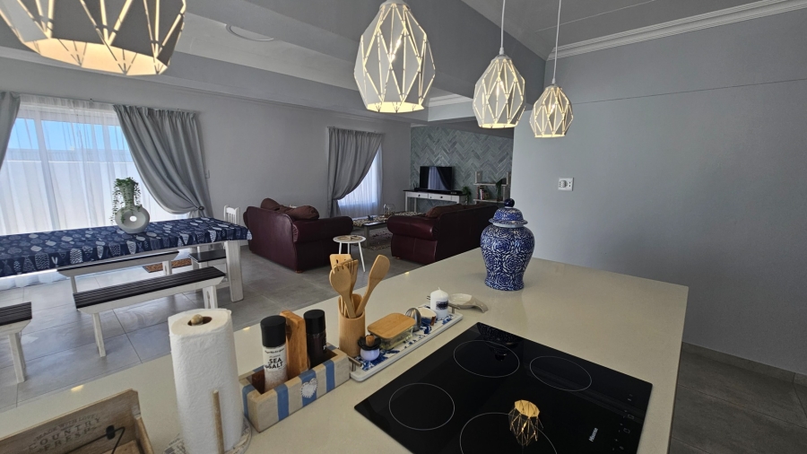 5 Bedroom Property for Sale in Britannia Bay Western Cape